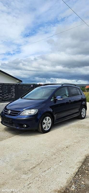 Albastru Utilizat 2007 VW Golf Plus Cross Monovolum | 2.450 EUR (Preț bun) - Imagine 1/4