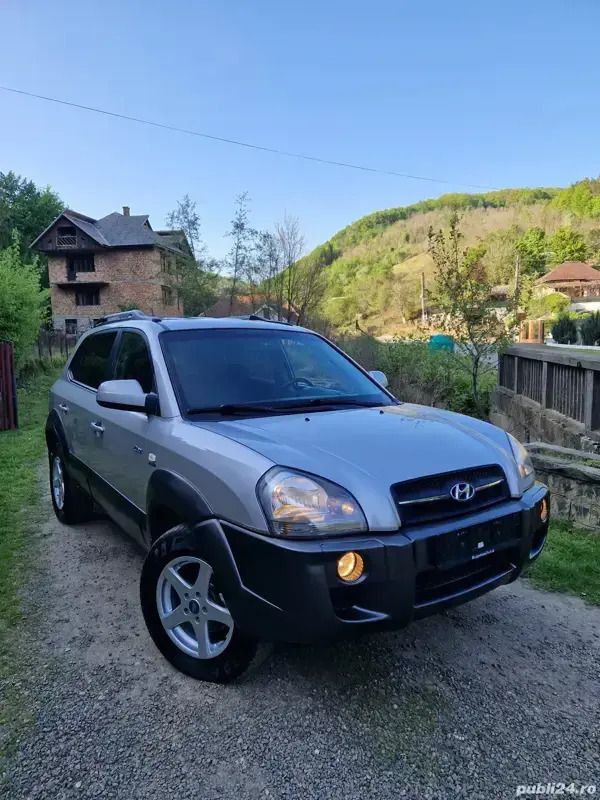 Utilizat 2006 Hyundai Tucson SUV | 3.950 EUR - Imagine 1/4
