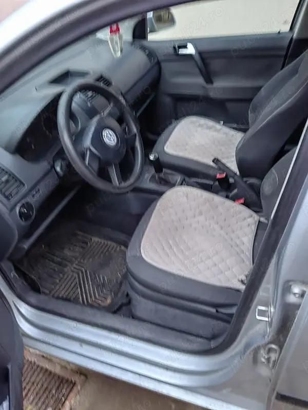 Utilizat 2003 VW Polo Hatchback | 2.000 EUR (Scump) - Imagine 1/4