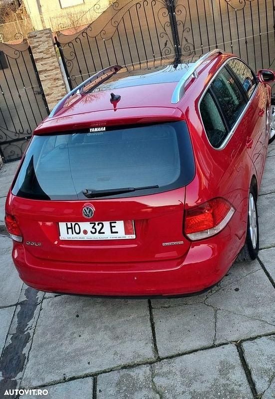 Second-hand VW Golf V Sportline 105 CP (77 kW) 2009 Culoarerosu Break