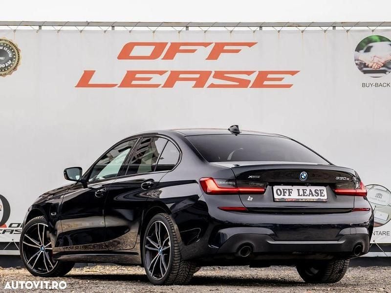 Second-hand BMW 330e M Sport 292 CP (214 kW) 2021 Culoarenegru Berlinǎ
