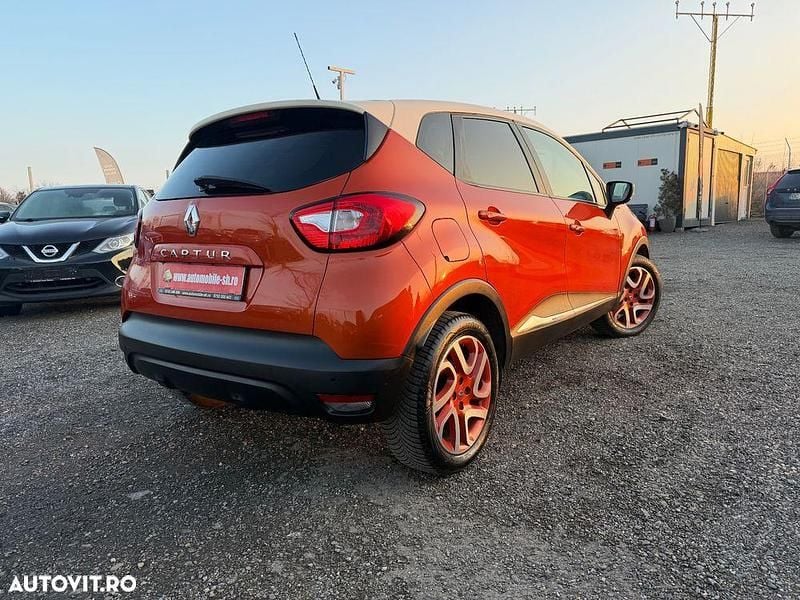 Second-hand Renault Captur XMOD 110 CP (80 kW) 2014 Culoareportocaliu SUV