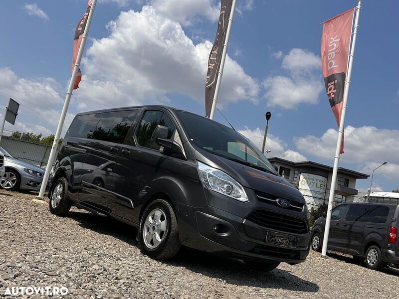 Gri Utilizat 2016 Ford Tourneo Custom Titanium Van | 18.000 EUR (Preț OK) - Imagine 1/4