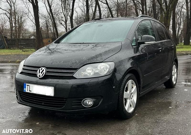 Culoarenegru Utilizat 2011 VW Golf VI Trendline Hatchback | 3.590 EUR (Preț bun) - Imagine 1/4
