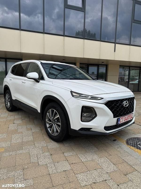 Culoarealb Utilizat 2019 Hyundai Santa Fe SUV | 21.000 EUR (Preț bun) - Imagine 1/4