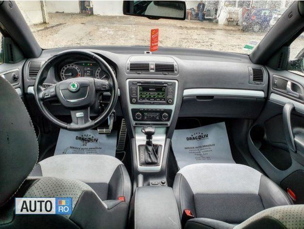 Negru Utilizat 2011 Skoda Octavia Break | 7.499 EUR (Preț OK) - Imagine 1/4