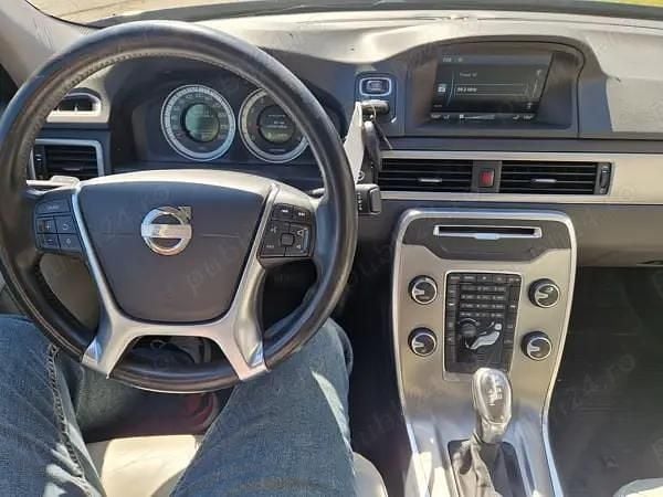 Second-hand Volvo S80 190 CP (139 kW) 2014 Albastru Berlinǎ