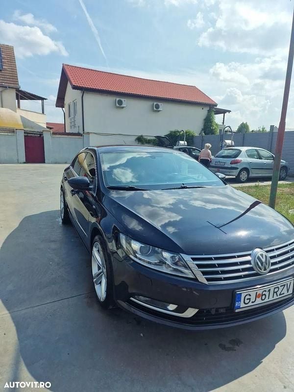 Culoarenegru Utilizat 2012 VW CC Berlinǎ | 10.300 EUR (Preț OK) - Imagine 1/4