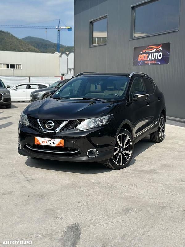 Culoarenegru Utilizat 2014 Nissan Qashqai 360º SUV | 9.990 EUR (Preț OK) - Imagine 1/4