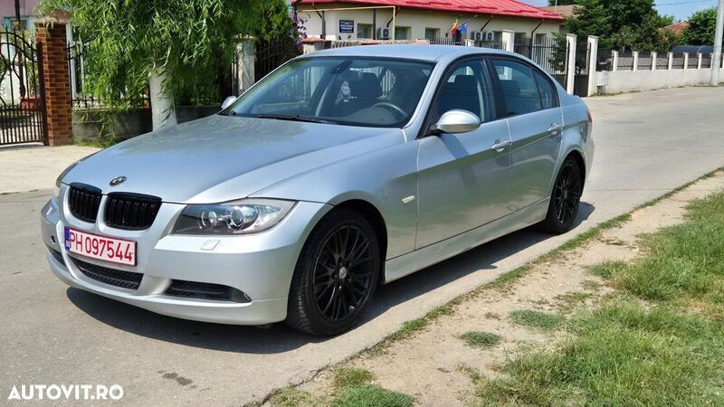 Gri Utilizat 2005 BMW 320 Berlinǎ | 2.950 EUR (Preț OK) - Imagine 1/4