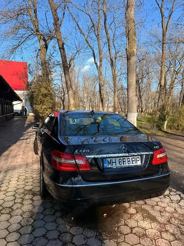 Second-hand Mercedes E220 170 CP (125 kW) 2010 Berlinǎ