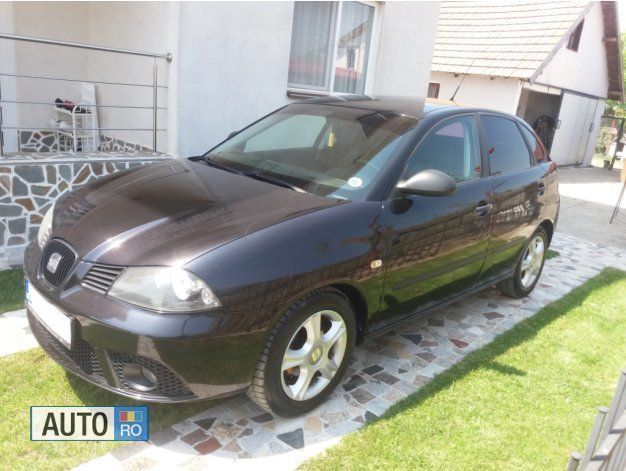 Negru Utilizat 2007 Seat Ibiza Hatchback | 2.999 EUR - Imagine 1/4
