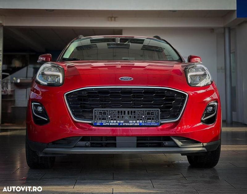 Second-hand Ford Puma Titanium X 125 CP (91 kW) 2023 Culoarerosu SUV