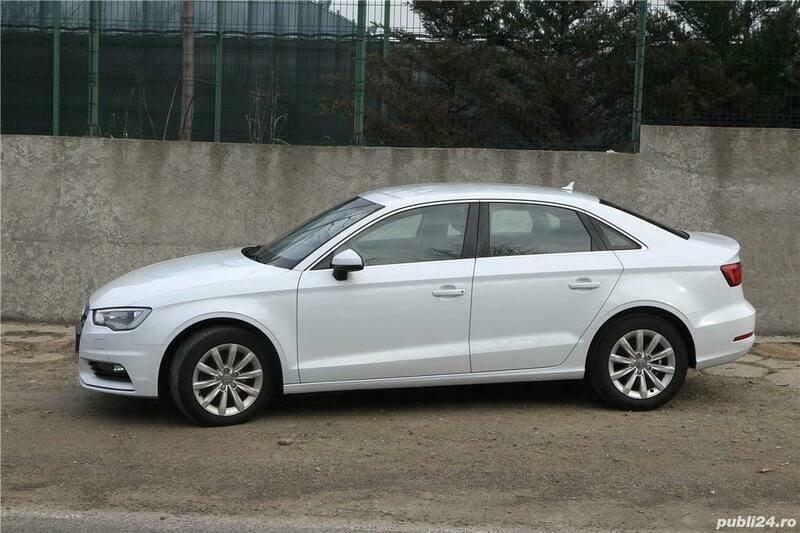 Alb Utilizat 2015 Audi A3 Berlinǎ | 12.900 EUR (Preț OK) - Imagine 1/4
