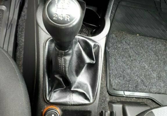 Second-hand Fiat Grande Punto 75 CP (55 kW) 2010 Alb Hatchback