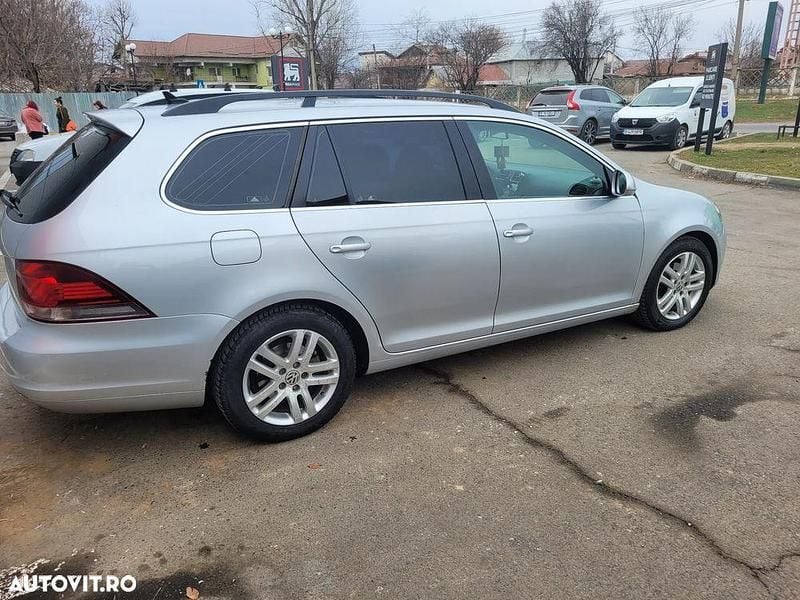Second-hand VW Golf VI 105 CP (77 kW) 2010 Culoaregri Hatchback
