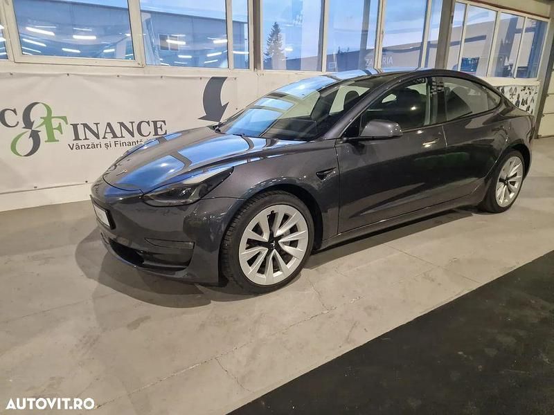 Second-hand Tesla Model 3 365 kW (497 CP) 2021 Culoaregri Berlinǎ