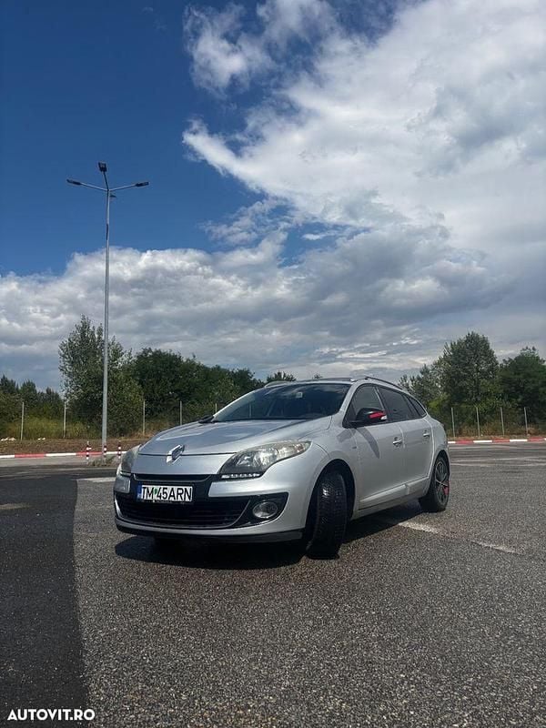 Argint Utilizat 2012 Renault Mégane GrandTour Experience Break | 4.400 EUR (Preț OK) - Imagine 1/4