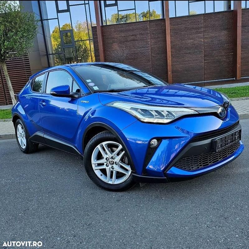 Second-hand Toyota C-HR 122 CP (89 kW) 2022 Culoarealbastru SUV