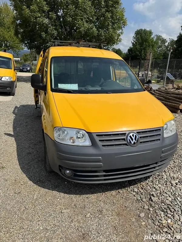 Utilizat 2010 VW Caddy Monovolum | 3.000 EUR (Super Preț) - Imagine 1/4