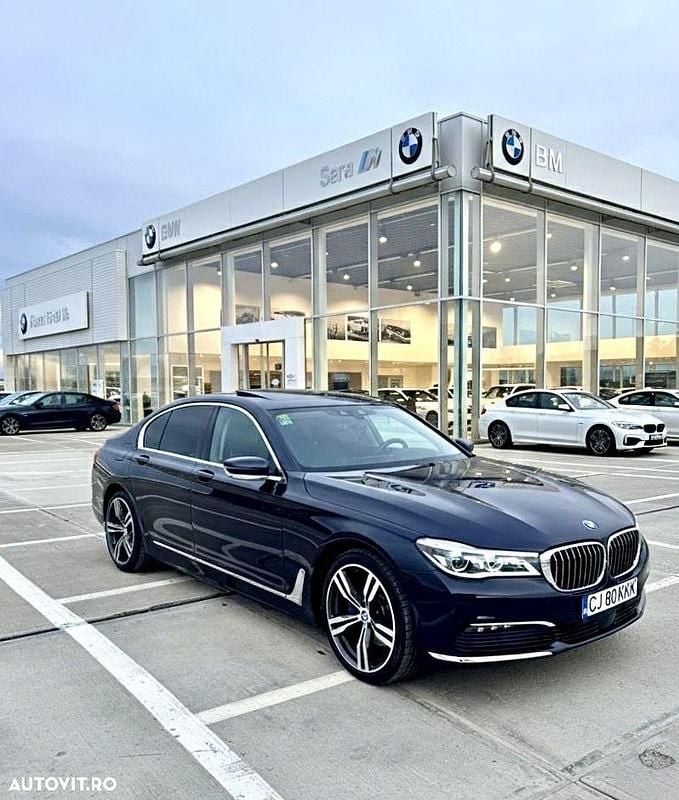 Second-hand BMW 730 265 CP (194 kW) 2016 Culoarealbastru Berlinǎ