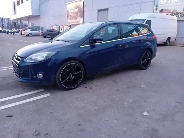 Second-hand Ford Focus Titanium 125 CP (91 kW) 2013 Albastru Break