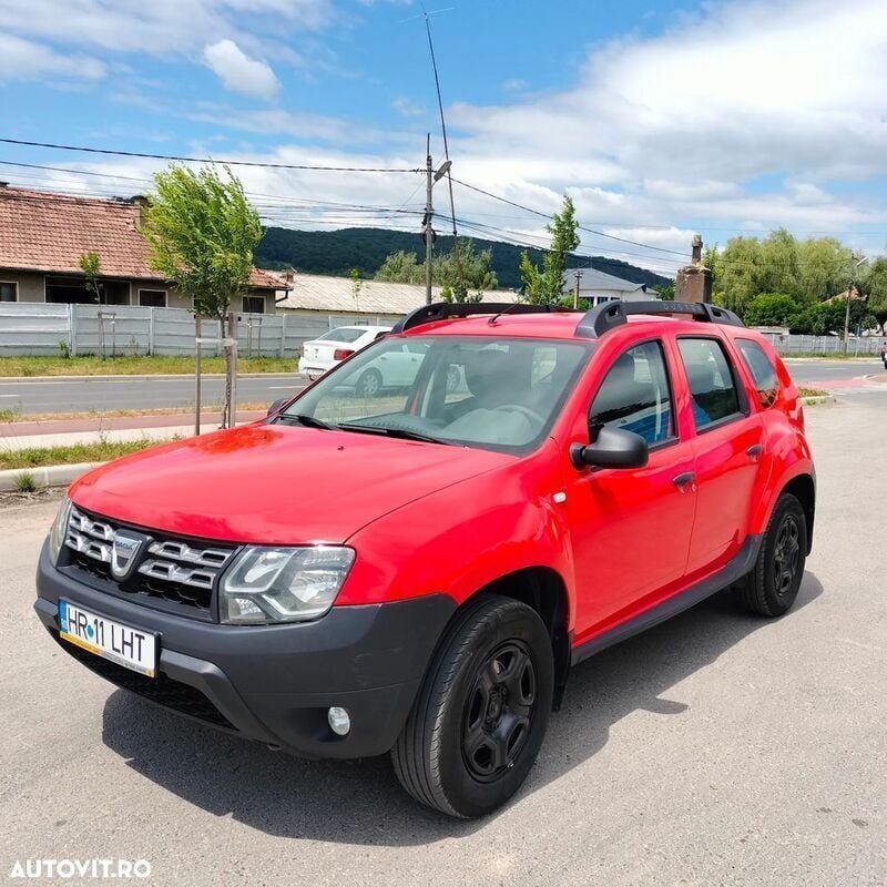 Rosu Utilizat 2017 Dacia Duster Lauréate SUV | 8.990 EUR (Preț bun) - Imagine 1/4