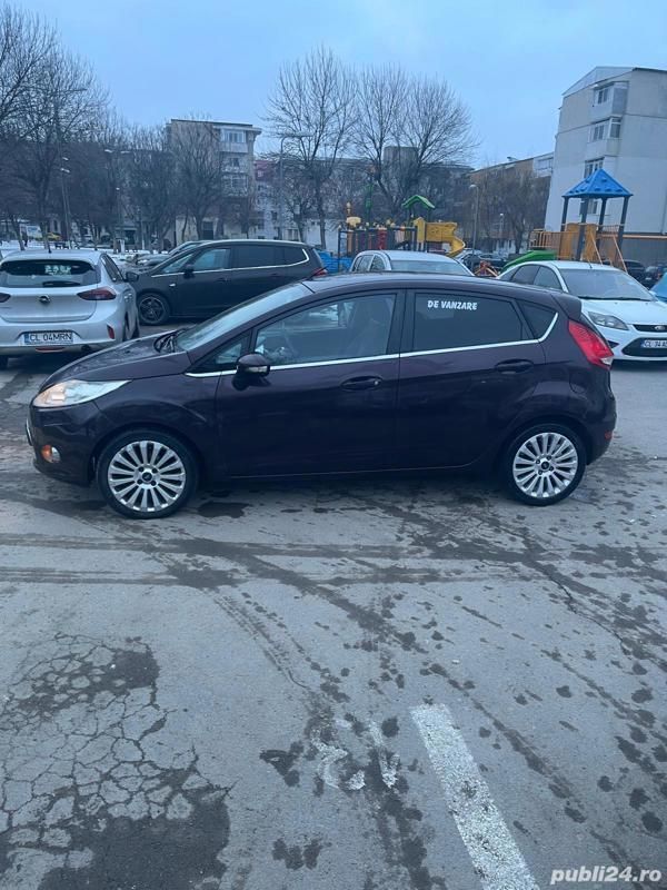 Utilizat 2009 Ford Fiesta Hatchback | 3.000 EUR (Preț OK) - Imagine 1/4