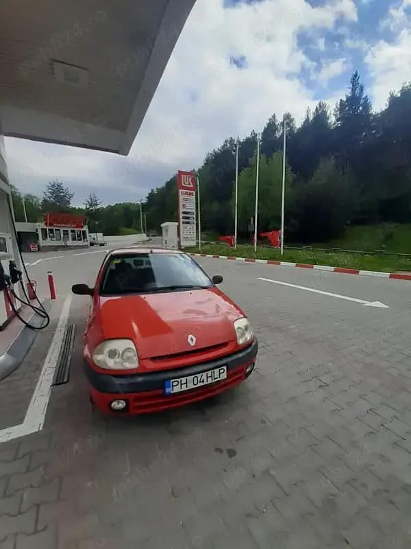 Utilizat 2001 Renault Clio II Hatchback | 1.450 EUR (Preț OK) - Imagine 1/4
