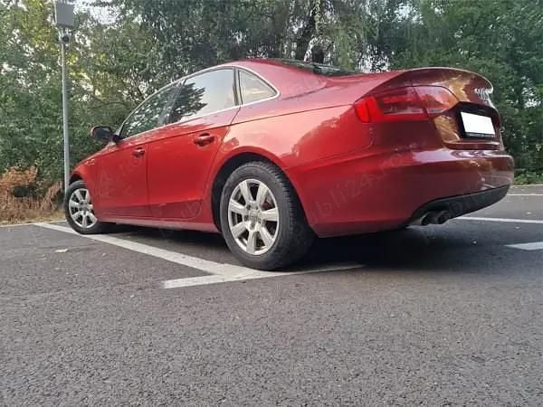 Rosu Utilizat 2009 Audi A4 Berlinǎ | 6.400 EUR (Puțin scump) - Imagine 1/4