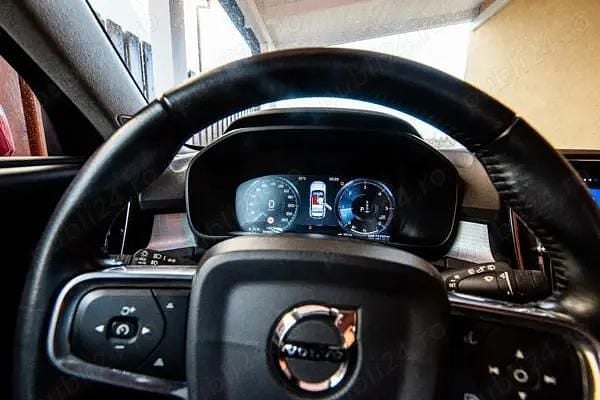 Second-hand Volvo XC40 150 CP (110 kW) 2018 SUV