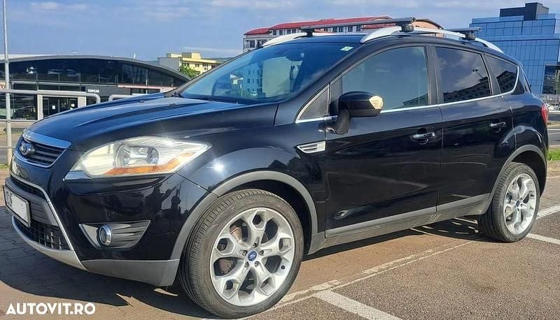 Culoarenegru Utilizat 2011 Ford Kuga Titanium SUV | 5.000 EUR (Preț bun) - Imagine 1/4