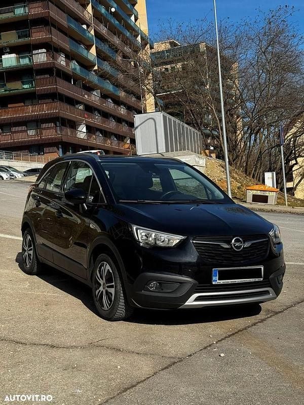 Second-hand Opel Crossland X Innovation 130 CP (95 kW) 2018 Negru SUV