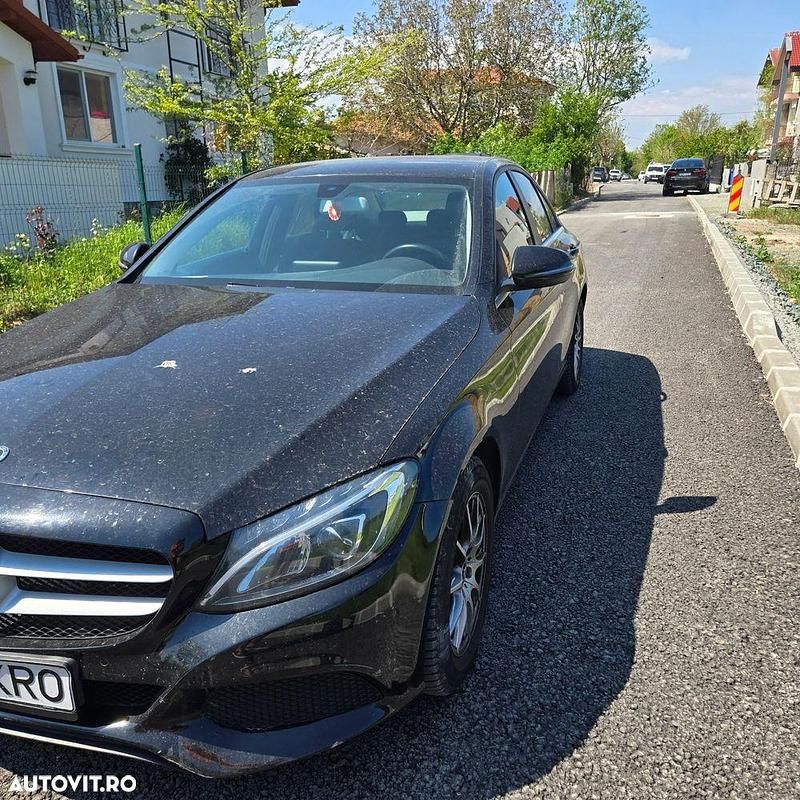 Culoarenegru Utilizat 2018 Mercedes C180 Edition Berlinǎ | 14.490 EUR (Super Preț) - Imagine 1/4