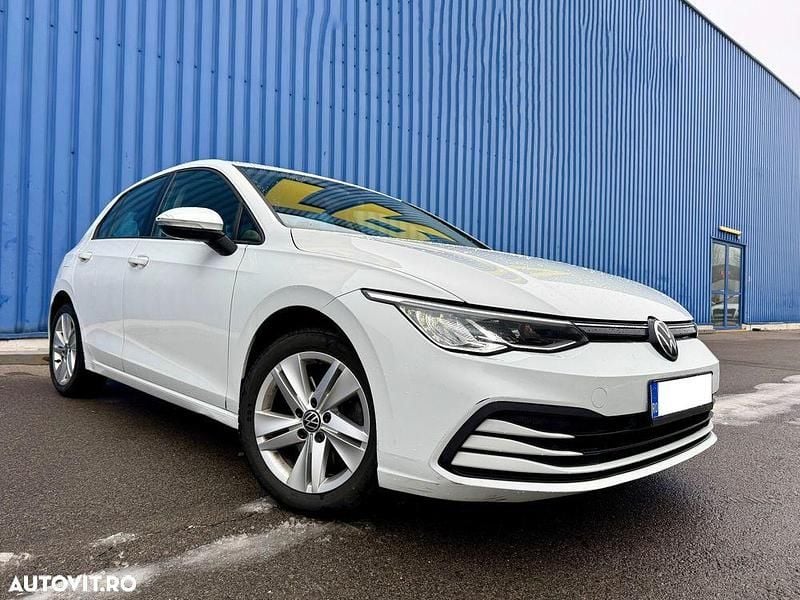 Culoarealb Utilizat 2022 VW Golf VIII Hatchback | 13.300 EUR (Preț bun) - Imagine 1/4