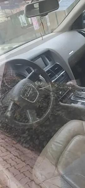 Utilizat 2008 Audi Q7 SUV | 4.250 EUR (Preț OK) - Imagine 1/4