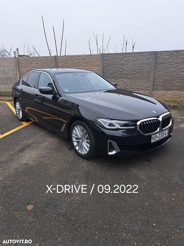 Culoarenegru Utilizat 2022 BMW 520 Comfort Edition Berlinǎ | 32.490 EUR (Scump) - Imagine 1/4