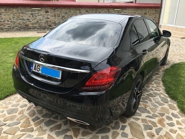 Second-hand Mercedes C300e AMG 216 CP (158 kW) 2020 Negru Berlinǎ