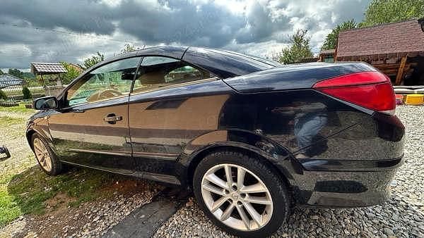 Second-hand Opel Astra 150 CP (110 kW) 2008 Cabrio