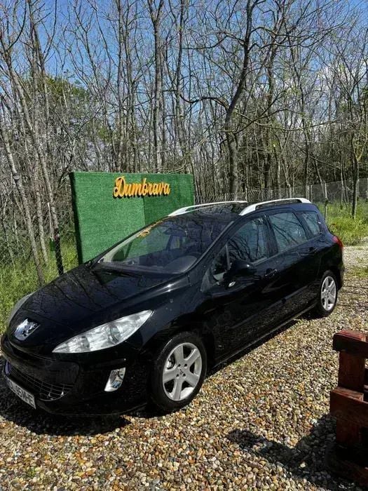 Utilizat 2010 Peugeot 308 | 2.100 EUR (Preț bun) - Imagine 1/4