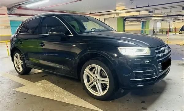 Negru Utilizat 2020 Audi Q5 S-Line SUV | 30.000 EUR (Preț bun) - Imagine 1/4