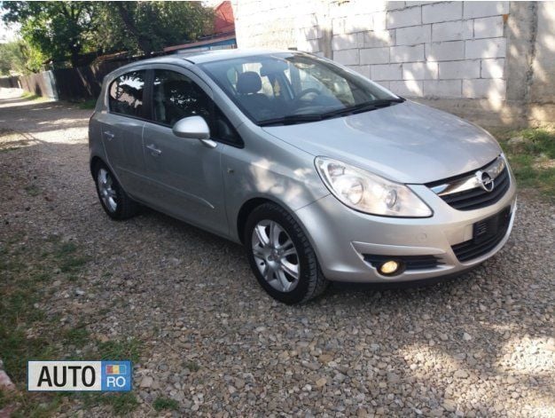 Second-hand Opel Corsa 90 CP (66 kW) 2007 Gri Hatchback