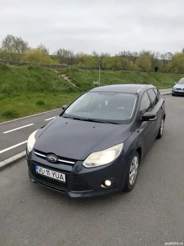 Utilizat 2012 Ford Focus Break | 4.200 EUR (Preț OK) - Imagine 1/4