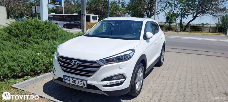 Alb Utilizat 2017 Hyundai Tucson Style SUV | 16.100 EUR (Preț bun) - Imagine 1/4