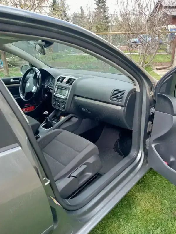 Utilizat 2008 VW Golf V Comfortline Hatchback | 3.800 EUR - Imagine 1/4