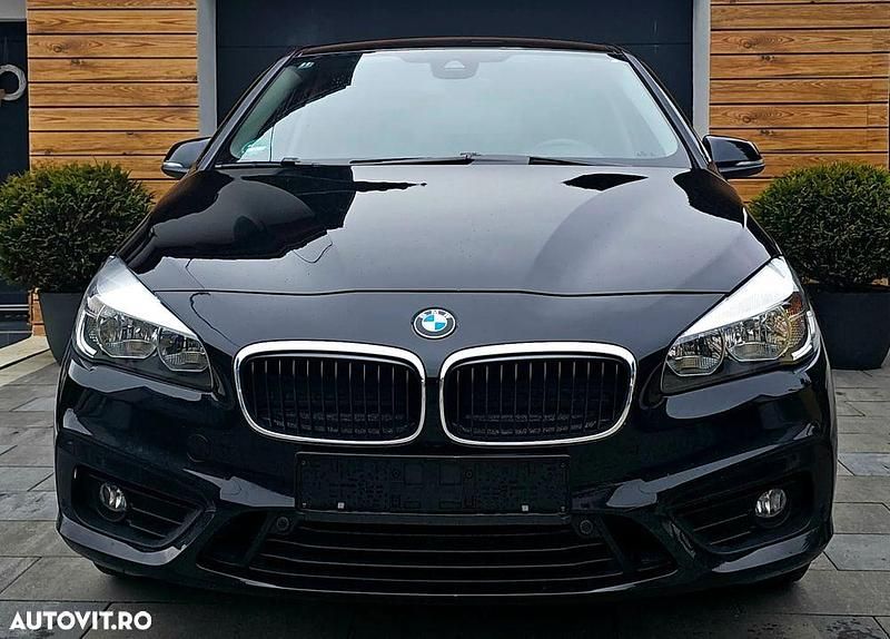 Second-hand BMW 216 Comfort Edition 102 CP (75 kW) 2015 Culoarenegru Monovolum