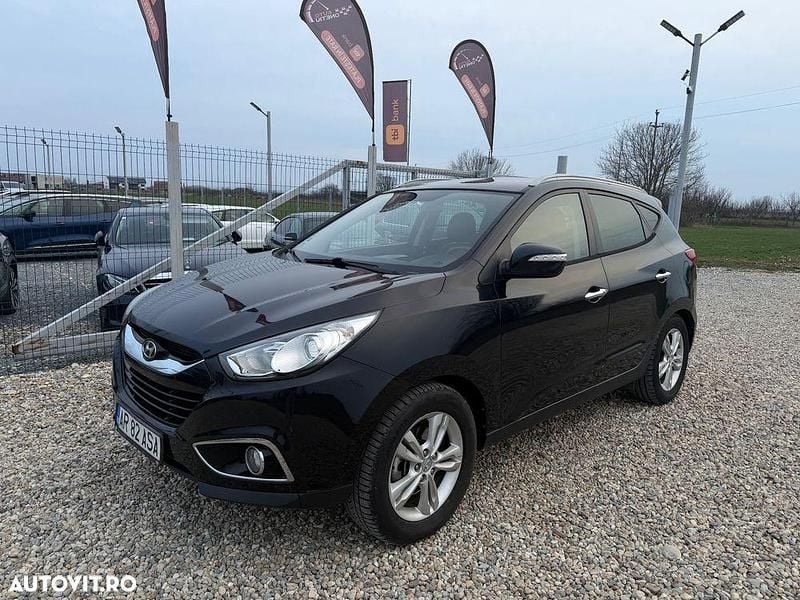 Second-hand Hyundai ix35 Premium 184 CP (135 kW) 2011 Culoarenegru SUV