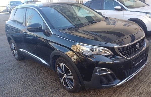 Negru Utilizat 2018 Peugeot 3008 Allure SUV | 15.500 EUR (Scump) - Imagine 1/4