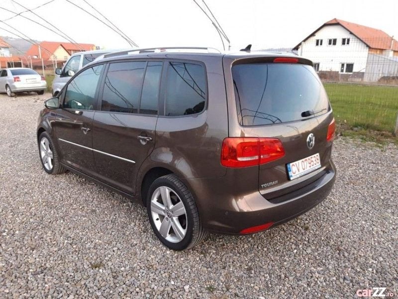 Second-hand VW Touran 2011 Alta Monovolum