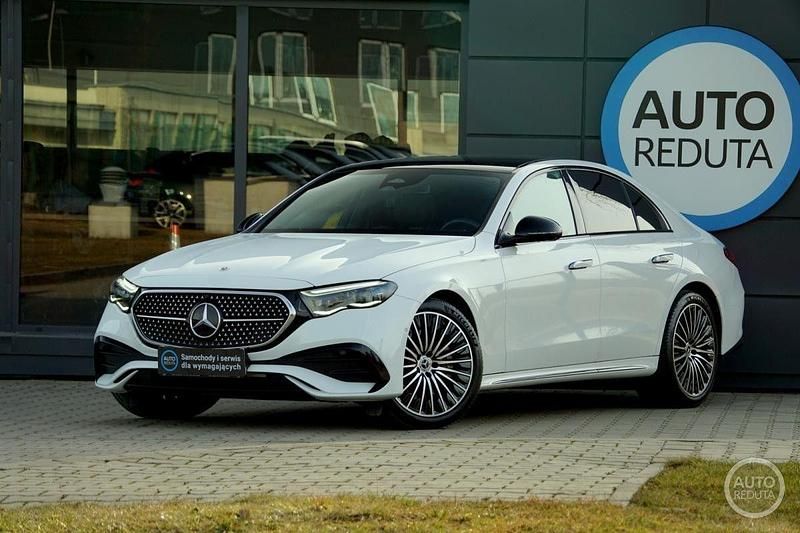 Utilizat 2024 Mercedes E220 AMG line | 88.125 EUR - Imagine 1/1